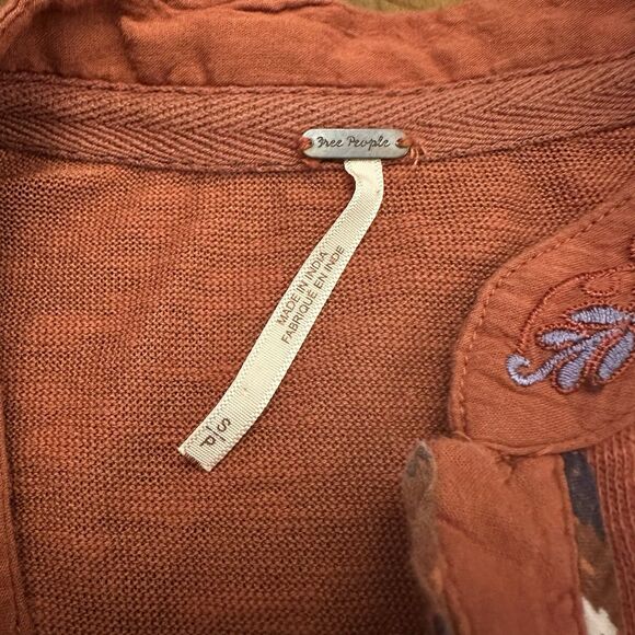 Free People Sundance Kid Western Henley Top Floral Embroidered Small Pearl Snap - Picture 6 of 14